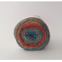 T-shirt knitting kit